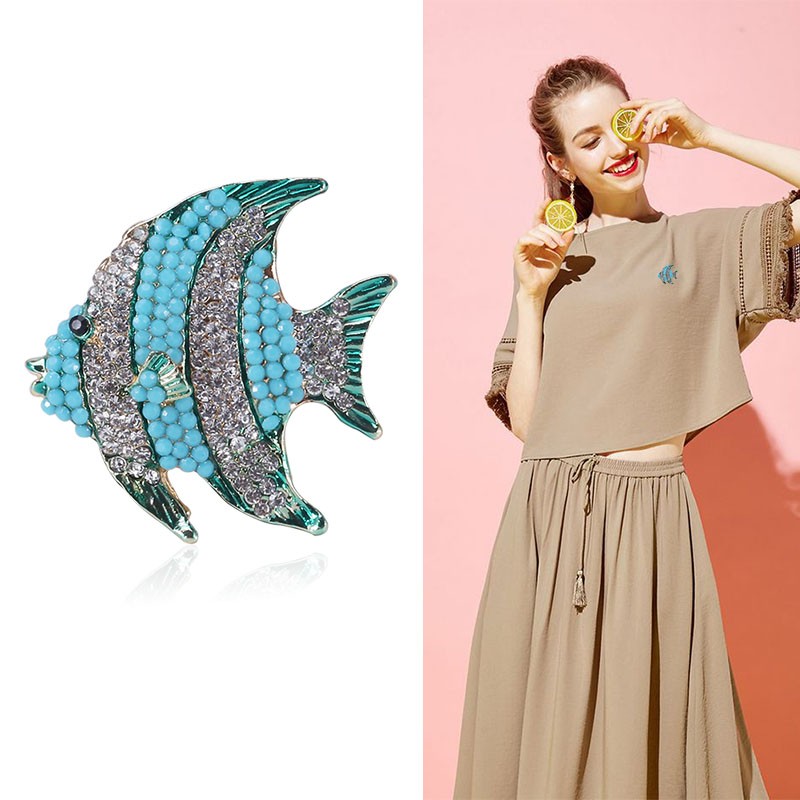跨境热销高档气质合金水钻小鱼胸针萌趣可爱女士服饰胸花饰品别针详情图2