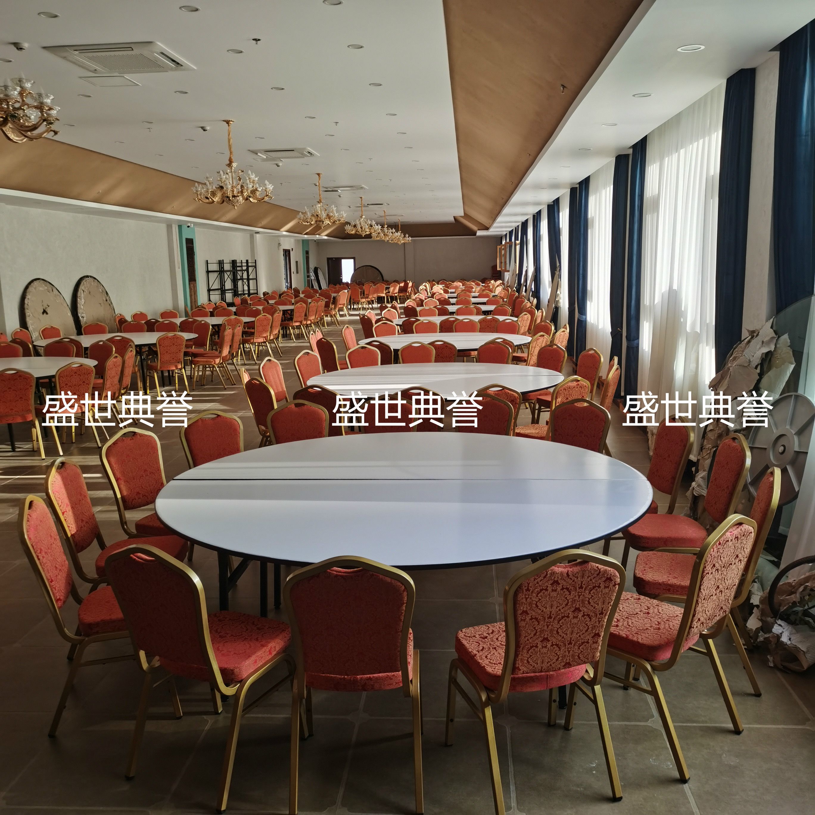 Hefei star hotel banquet hall dining tables and chairs, resort hotel wedding folding tables and chairs, hotel conference metal steel chairs Item Picture