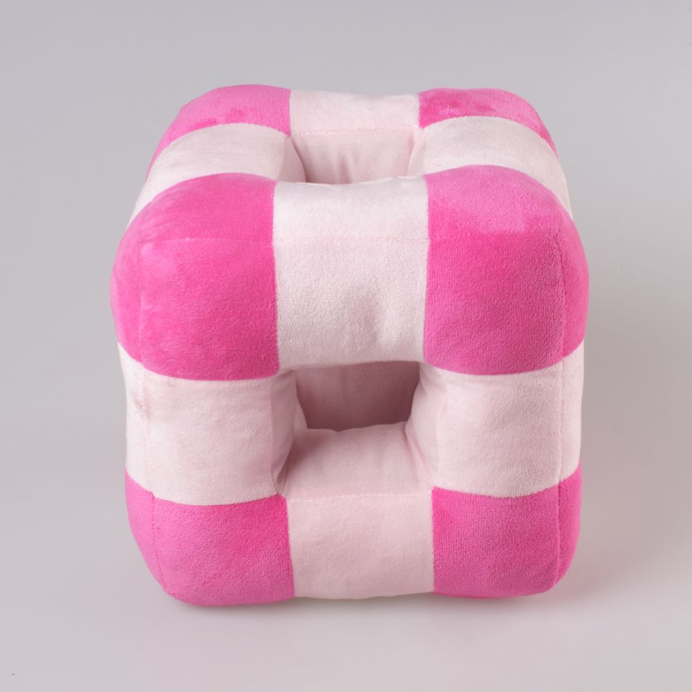 Square pink plush cushions and throw pillows for export of plush toys