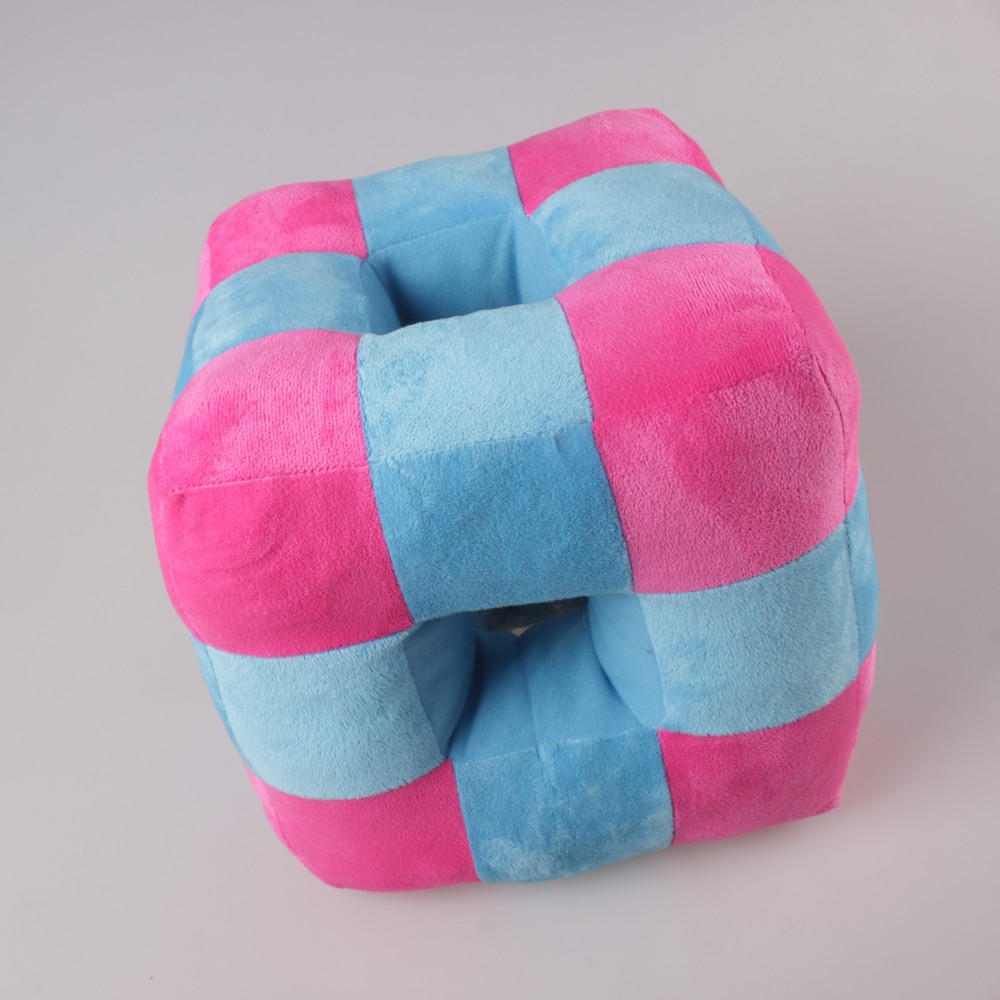 9-compartment plush toy cushions for export detail image 2