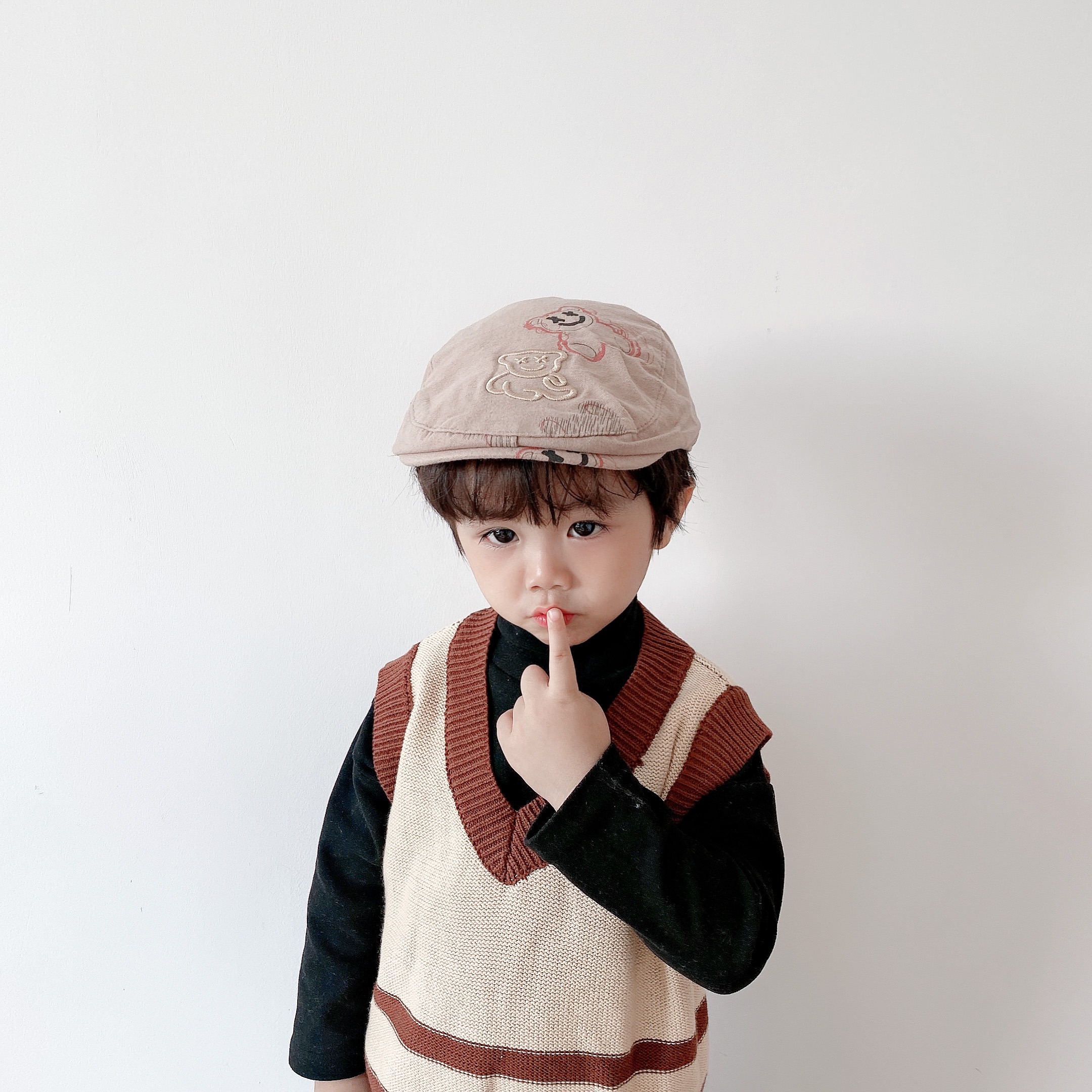 Autumn And Winter Children's Popular Wool Octagon Painter's Hat 9