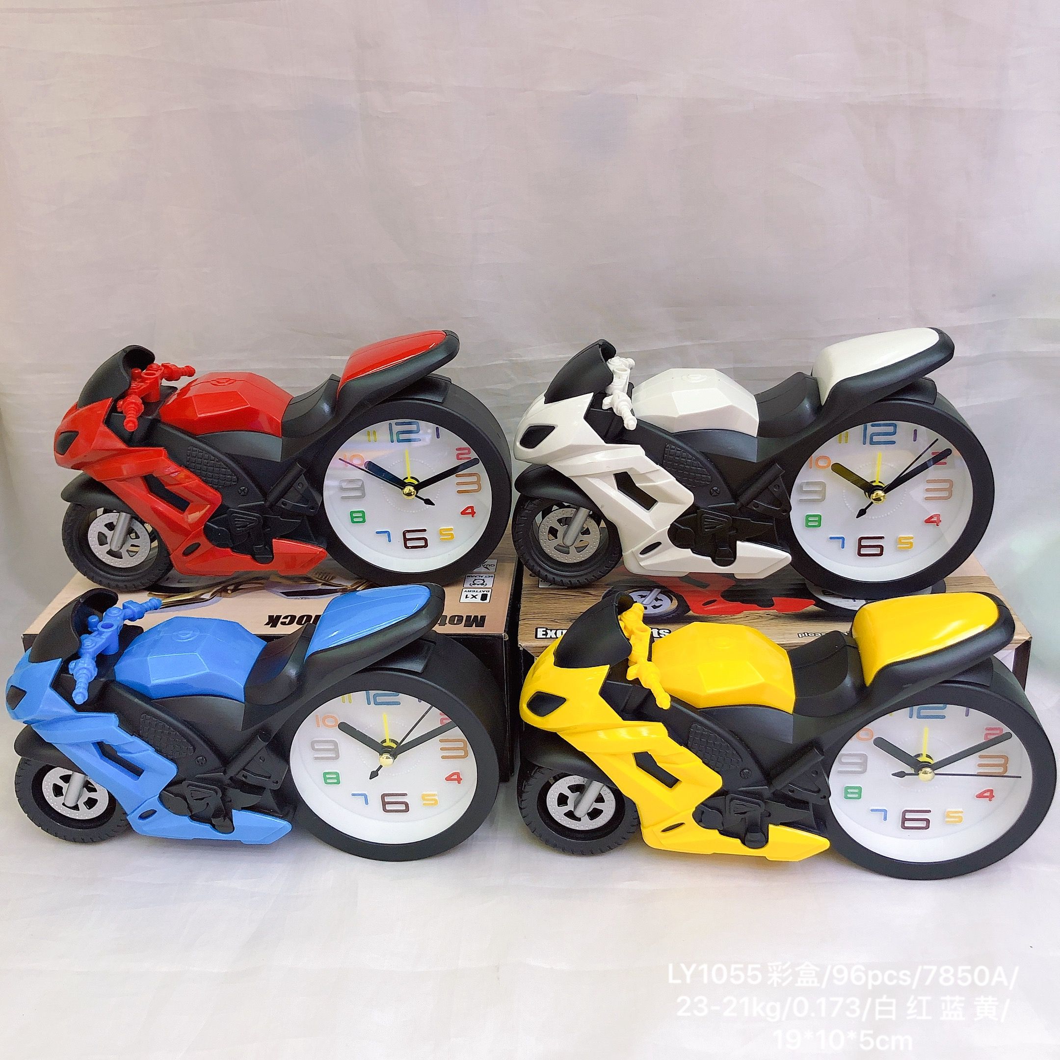 复古摩托车时尚闹钟个性创意儿童玩具造型礼品摆件图