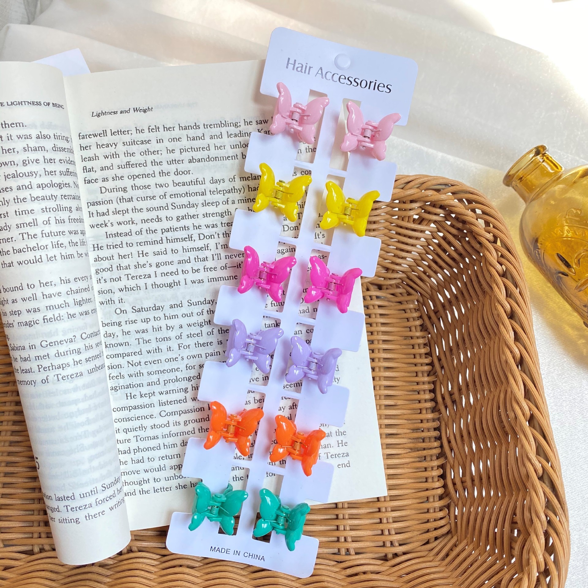 Butterfly clip pic 5