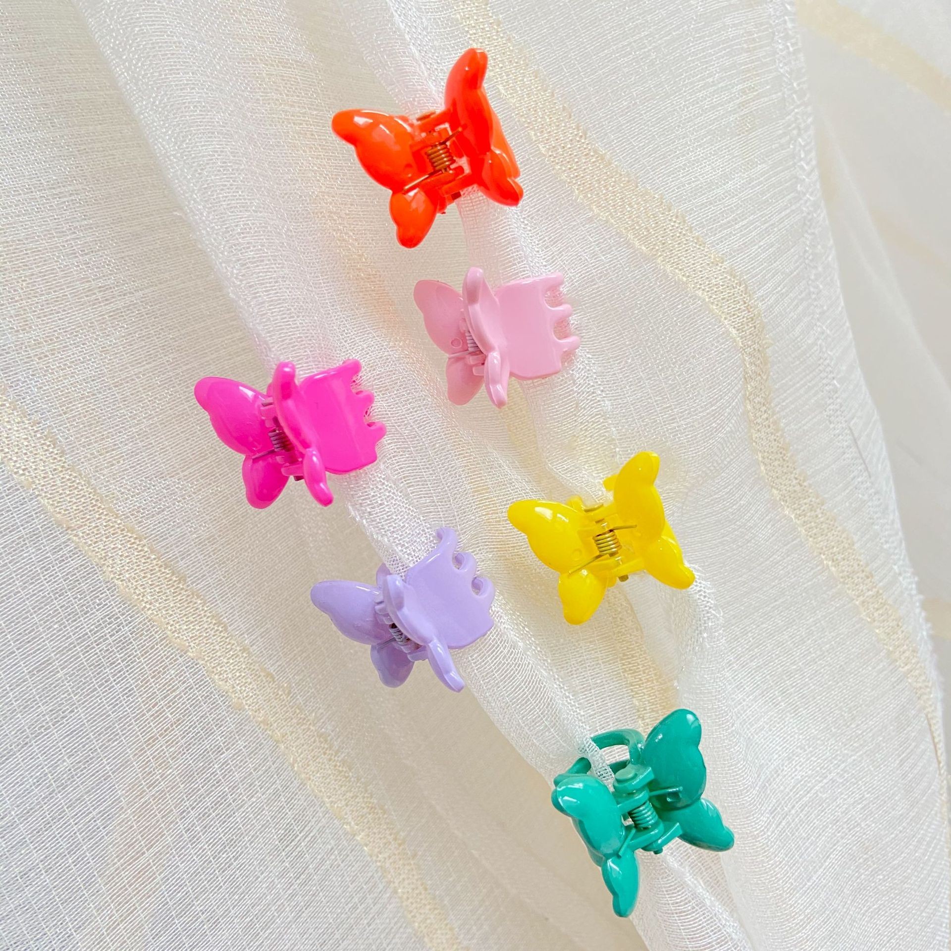 Butterfly clip pic 8