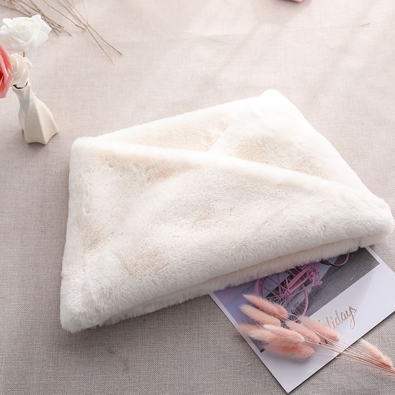 Jian 'ai Siyuan Factory direct sales, export for foreign trade, winter solid color fake fur scarf, imitation fur cross scarf head Item Picture