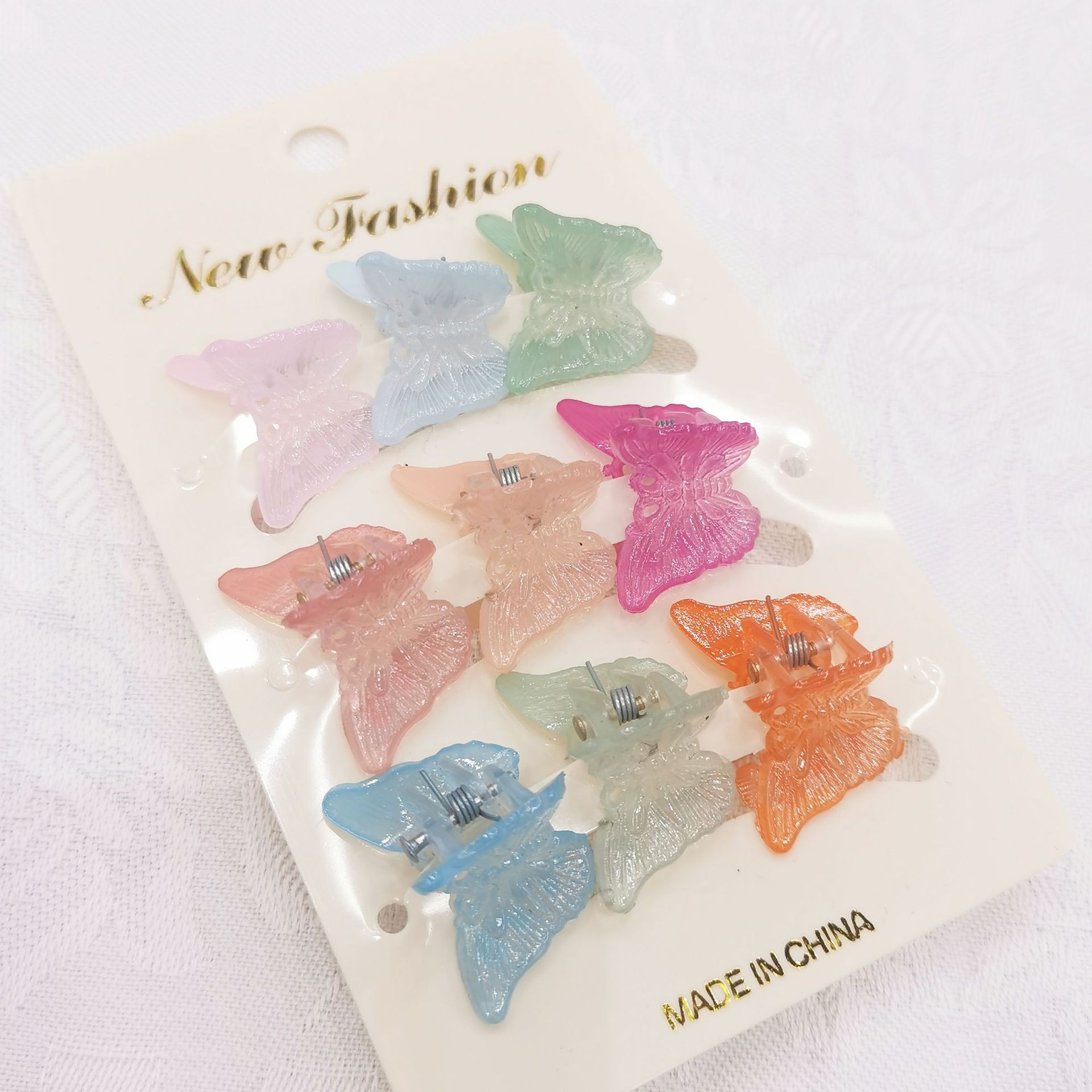 Butterfly clip pic 2