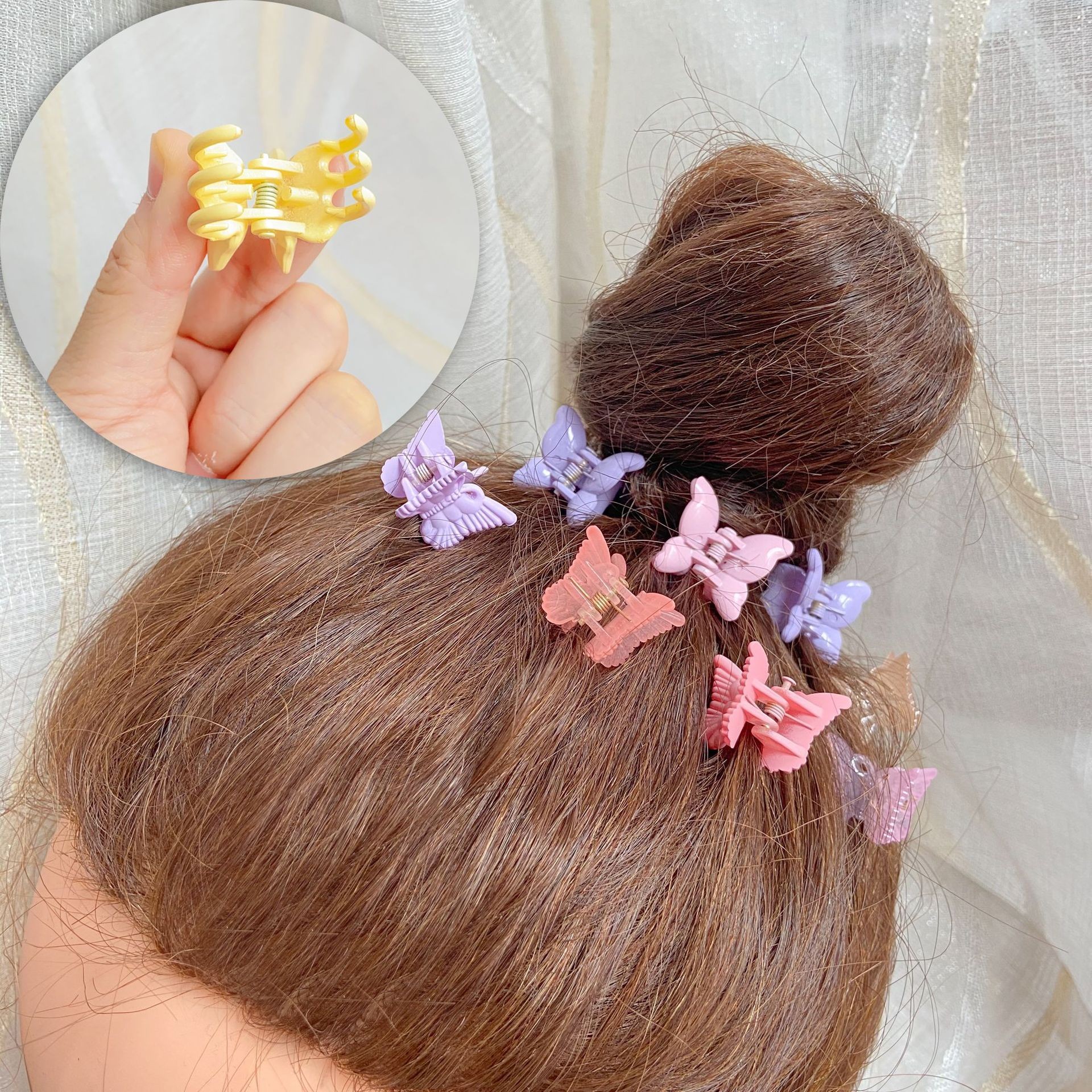 Butterfly clip pic 4