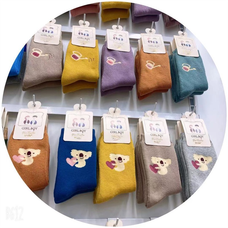 Yanfeilin Hosiery No. 40 Factory Direct Sale Best-selling and hot item, men's and women's outdoor high and medium grade thickened loop socks detail image 1