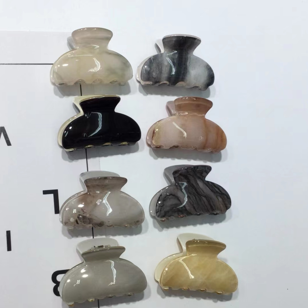 Simple, exquisite and elegant, small claws without drill