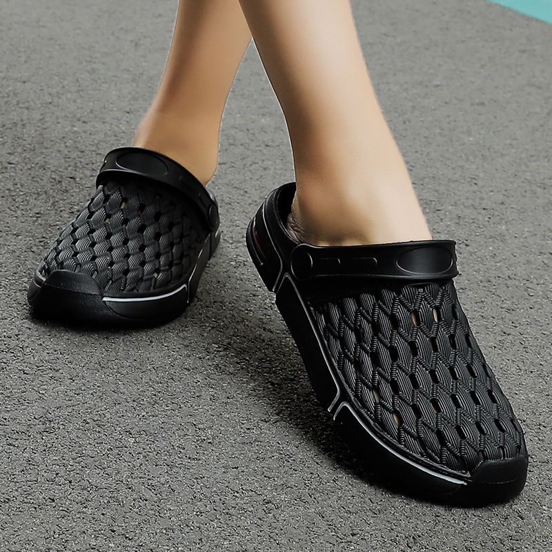 Summer beach crocs, anti-slip, breathable, fashionable and hollowed-out Korean style couple garden shoes, men's flip-flops 63