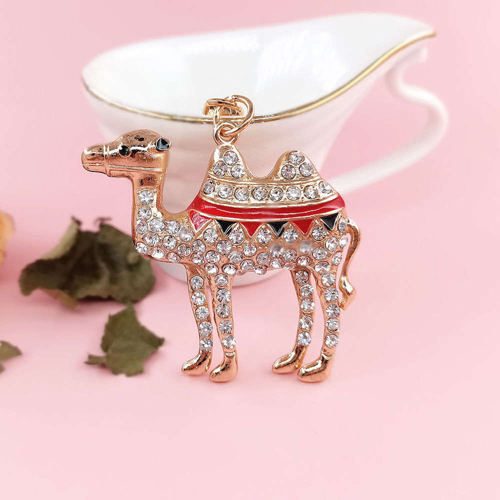 Diamond alloy camel keychain series 5