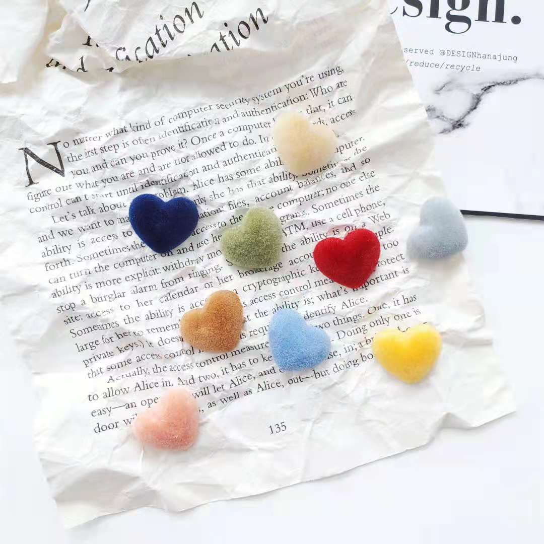 DIY handcrafted jewelry accessories for autumn and winter, plush heart-shaped bead pendants, earrings and earrings materials