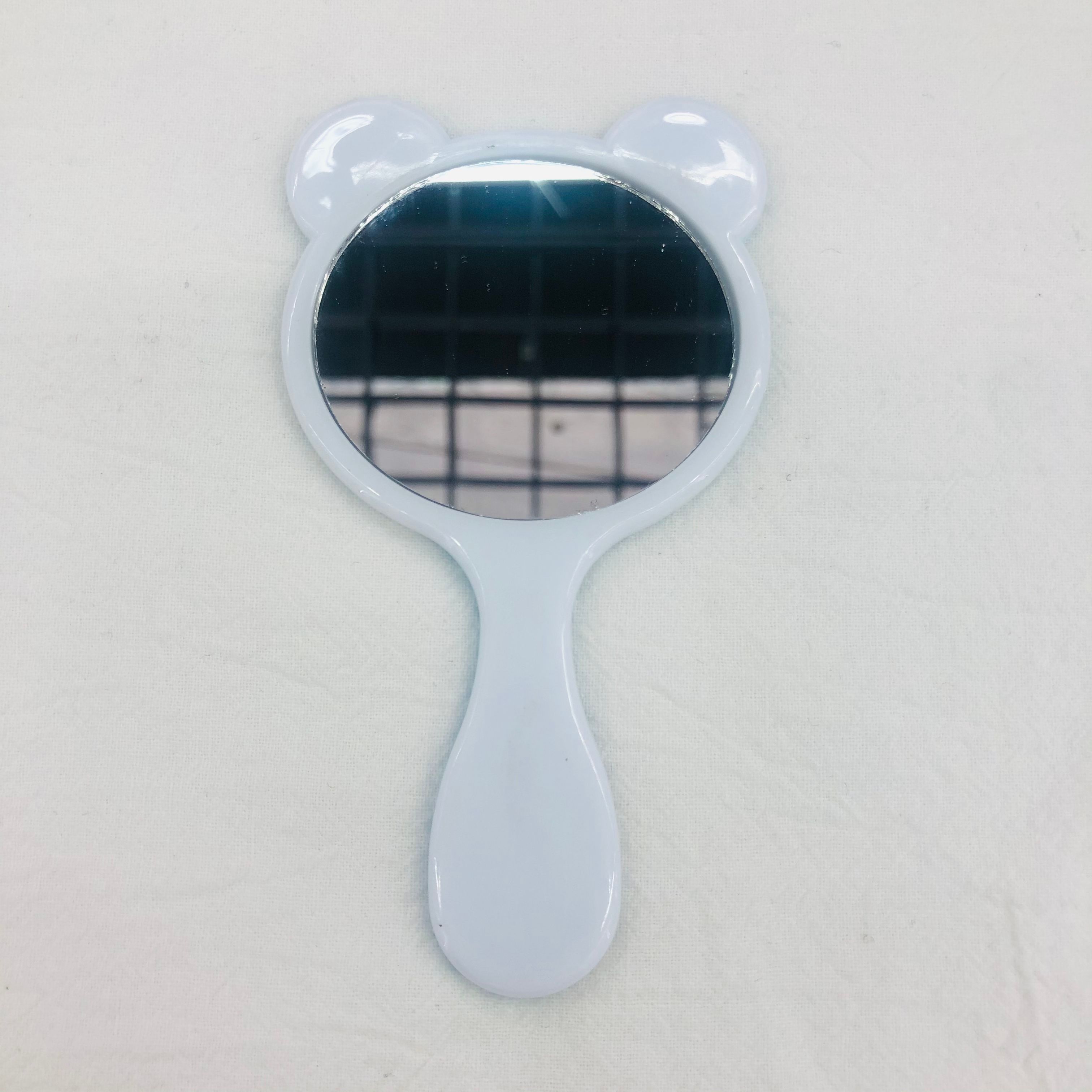 Hair styling comb T06, long hair air bag wide curling comb, air cushion comb, head massage comb, large teeth printed comb, wide teeth for hair styling Application Scenario