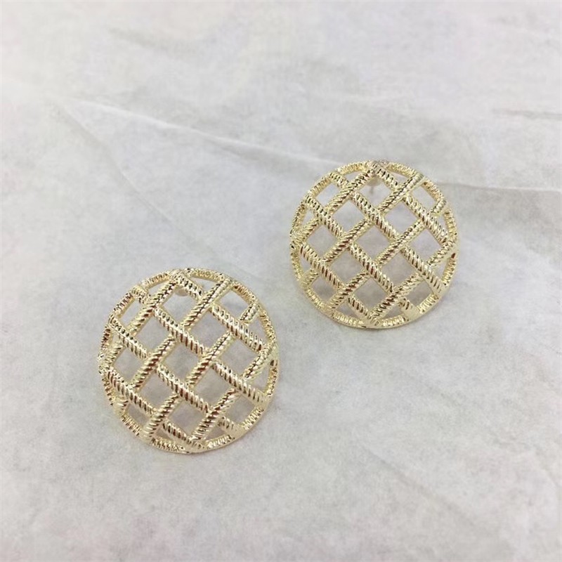 新款2020新款耳钉女简单时尚大方气质耳环详情图2