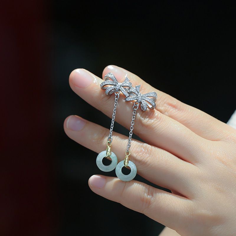 翡翠平安扣耳环细节图