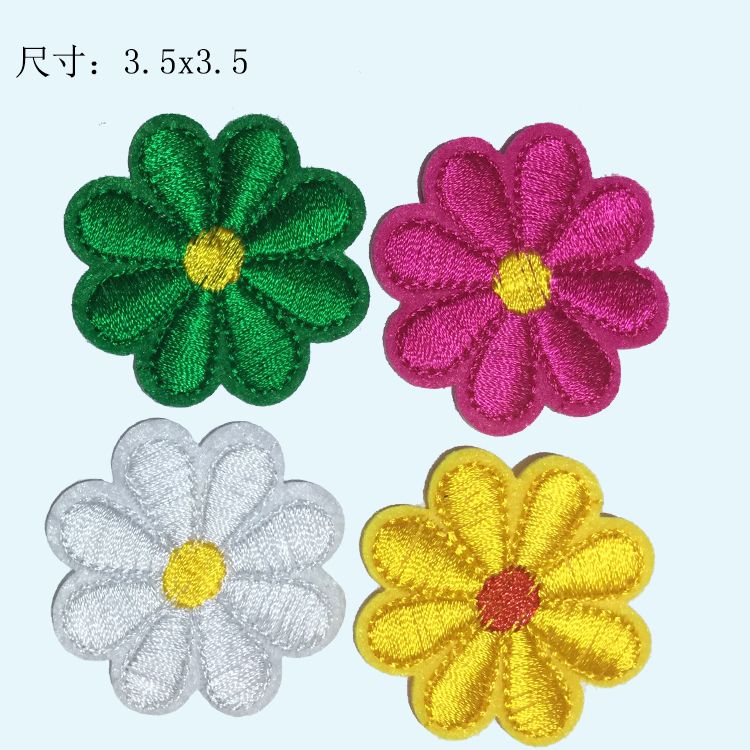 Small plum blossom embroidered patchwork Specification image