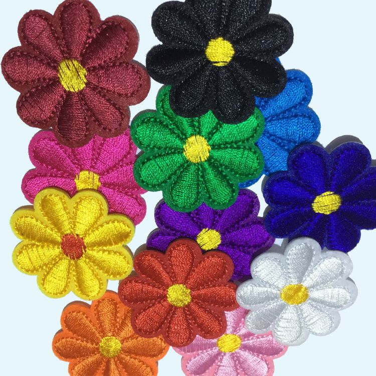 Small plum blossom embroidered patchwork Item Picture