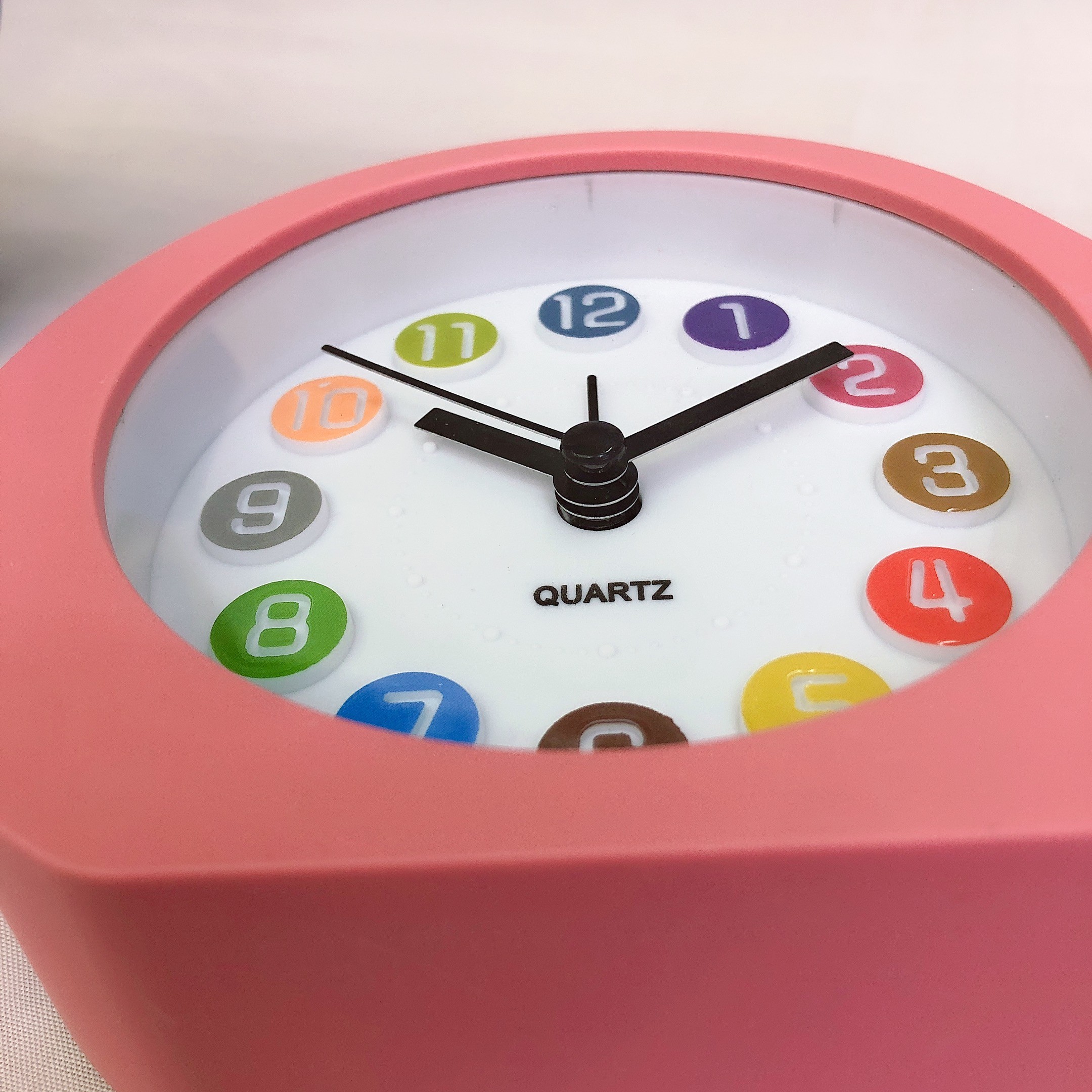 Minimalist style Dolphin student fresh home office Exquisite children's desk clock 2105# detail image 7