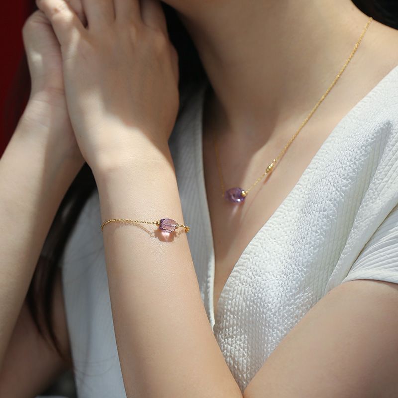 Qixi Festival Valentine's Day gift: Crystal set, natural purified water amethyst set, bracelet and necklace set, for couples to send on their behalf Application Scenario