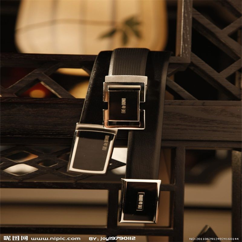 Gentleman's trend Classic Fashion factory direct sales bestseller Versatile genuine leather men's and women's belts 1122388668 styles