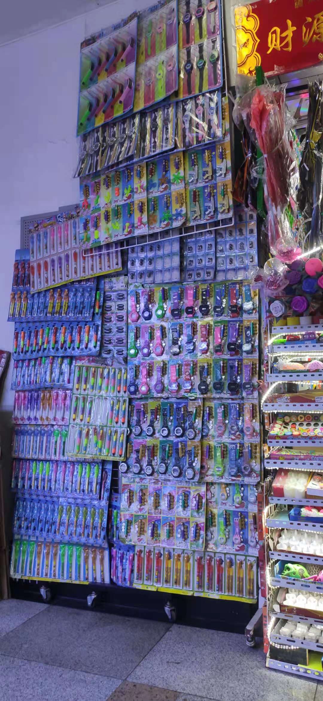 Toy seven-color music luminous tape, laser gyroscope, anti-wood gyroscope, rotating flash gyroscope factory direct sales pic 11
