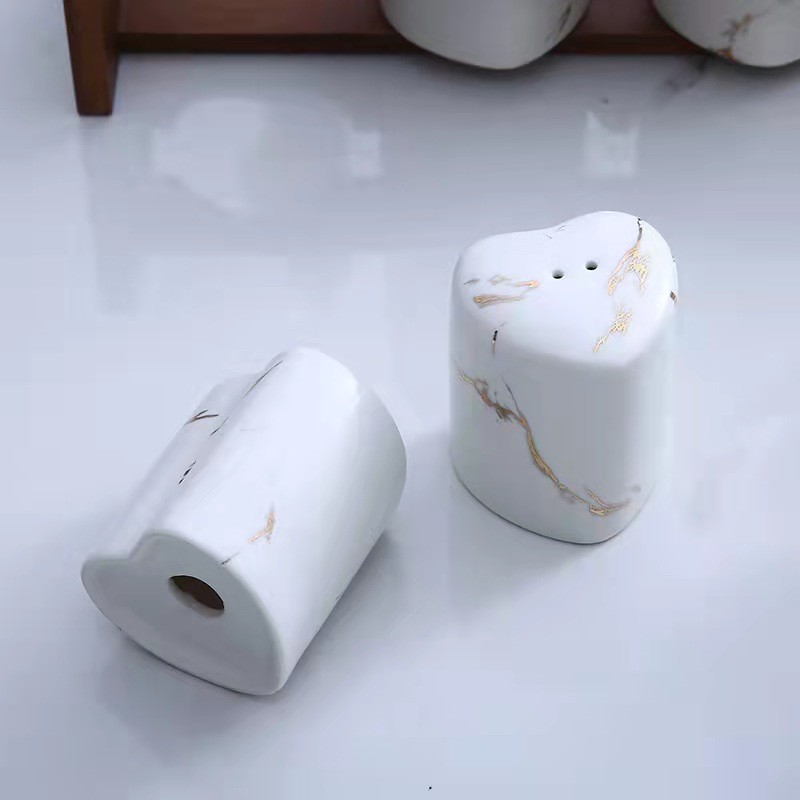 北欧家用创意陶瓷调料瓶子调料盒佐料瓶罐调味盒盐罐厨房用品套装详情图14