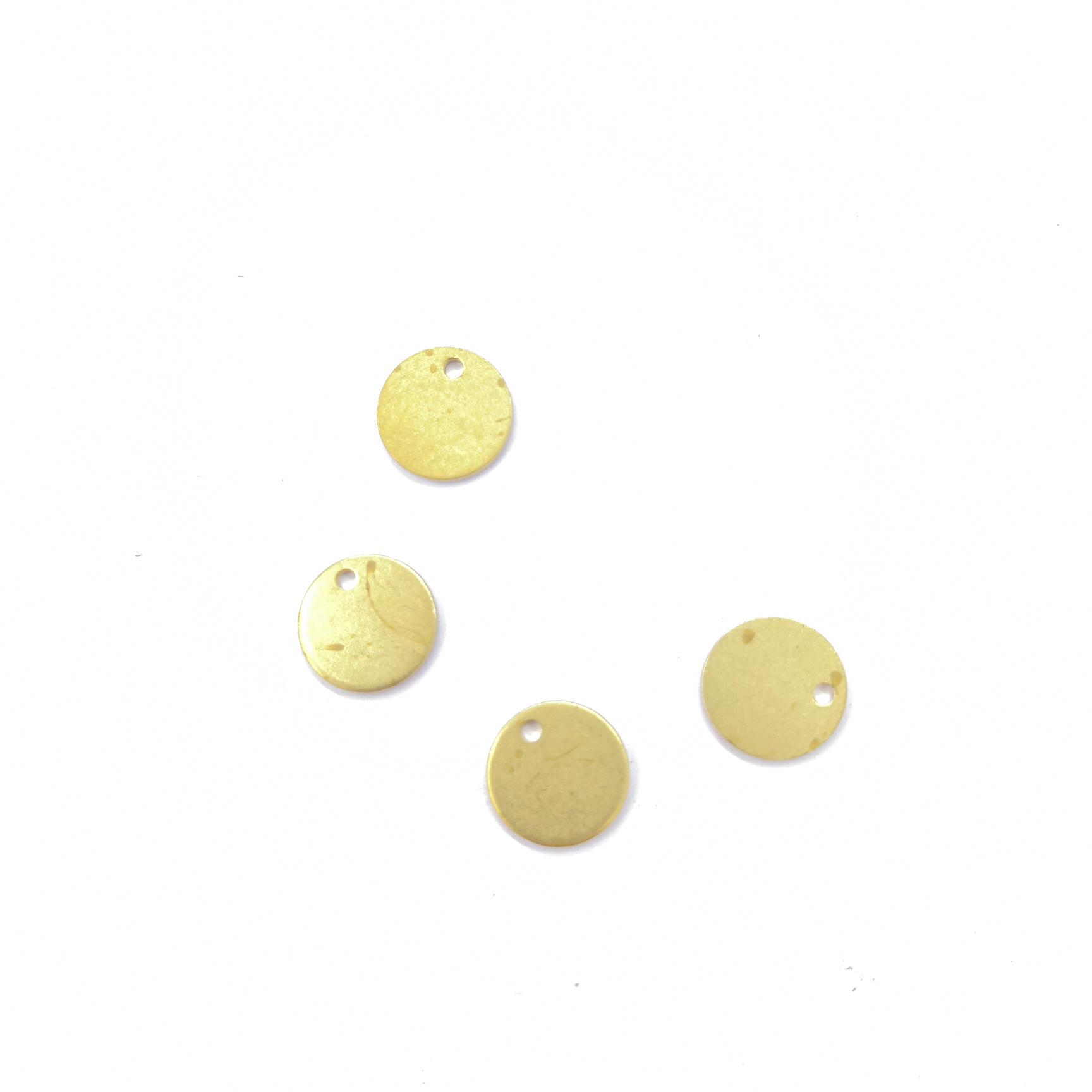 XW06099 One hole on the flat edge of the solid disc
