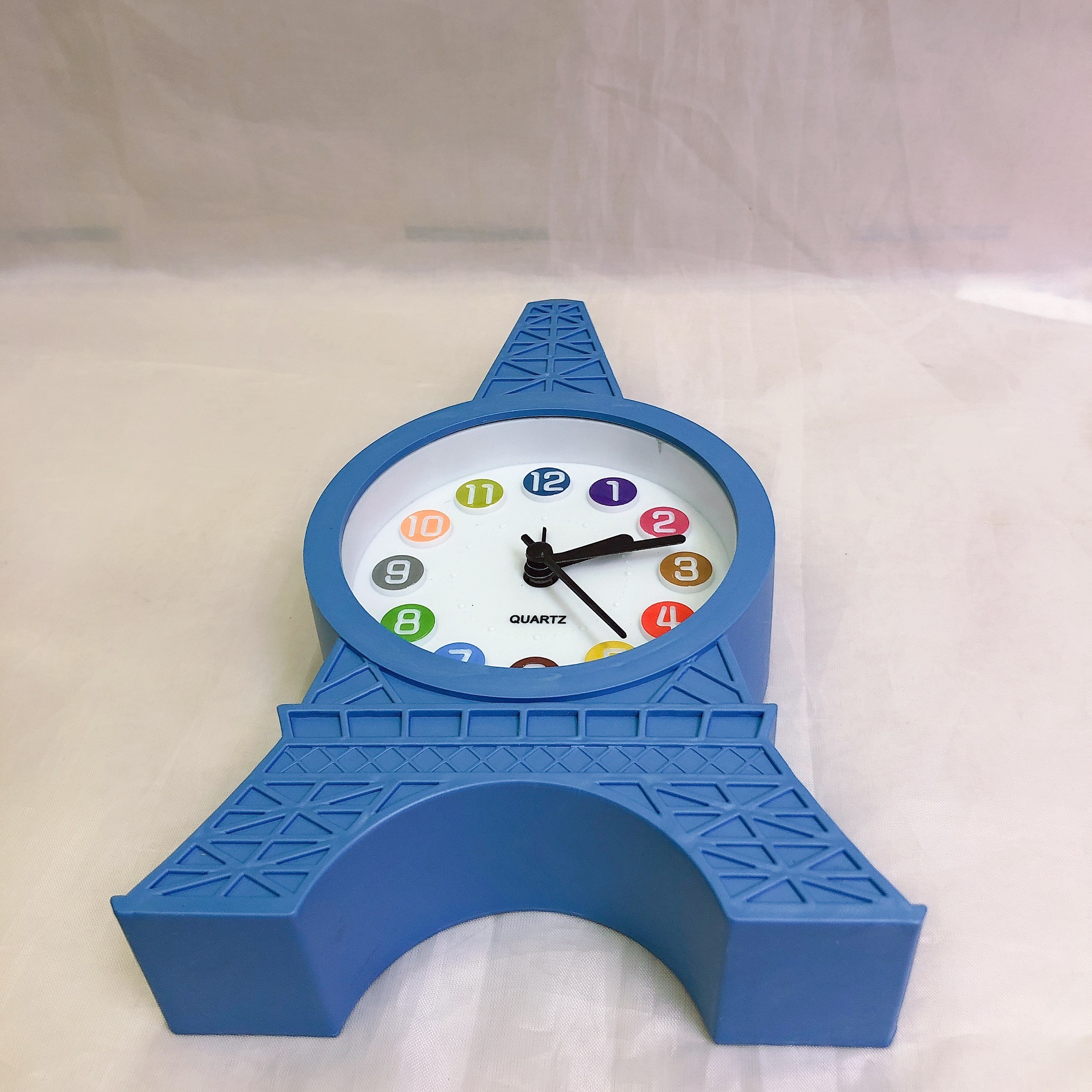 Set up a colorful digital tower alarm clock for the Eiffel Tower in Paris, a creative and fashionable gift with a sound test clock detail image 2