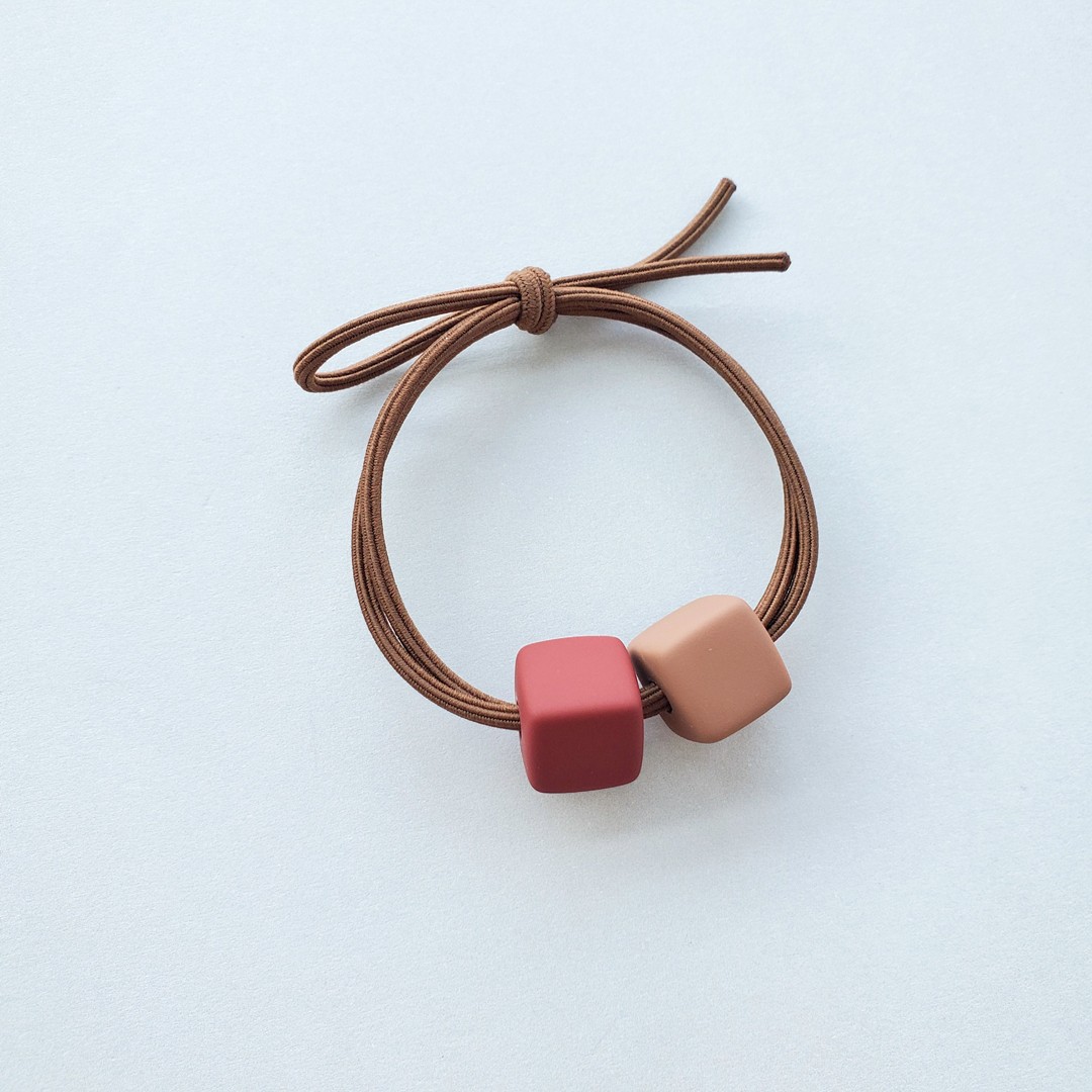 Fashionable and simple Hyuna style small square hair tie Korean-style women's clothing, versatile and cute, no damage to hair, hair tie and headwear detail image 11