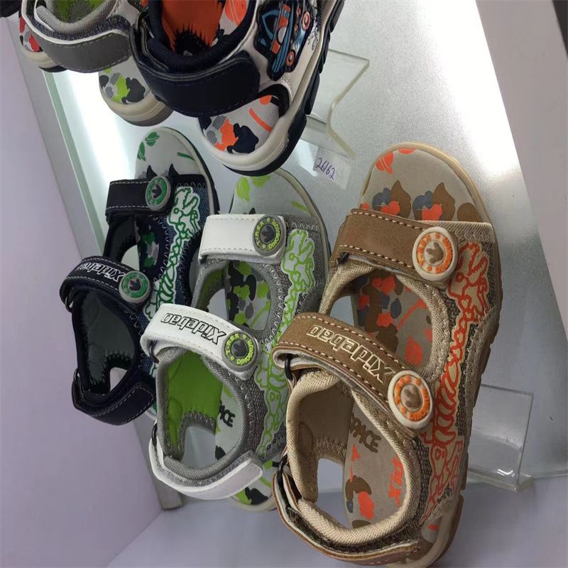 Best-selling export shoes, mesh shoes, casual shoes, sports shoes, breathable and durable w451