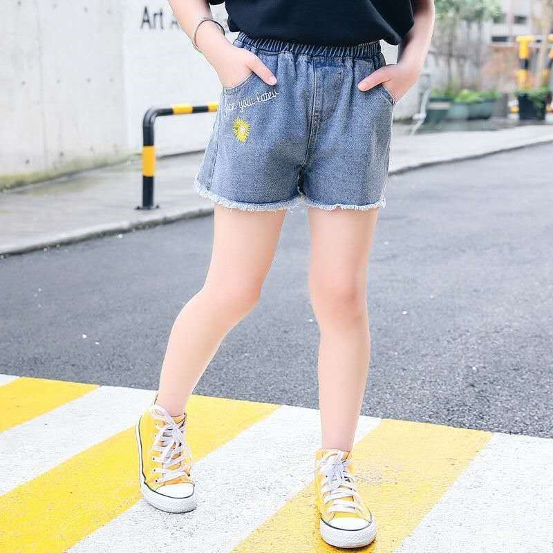 Short jeans and girls' shorts 2021 new style foreign style outdoor wear for middle and large children summer thin girls' pants