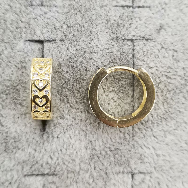 Zircon ear buckles