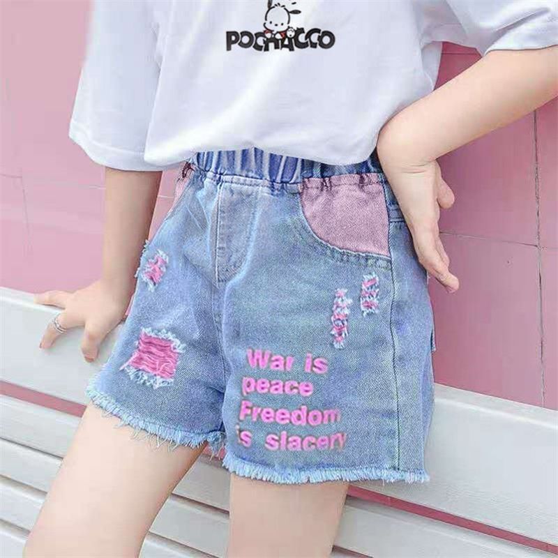 Girls' denim shorts 2021 Summer New Style Girls' Versatile thin and loose outerwear pants for medium and large children