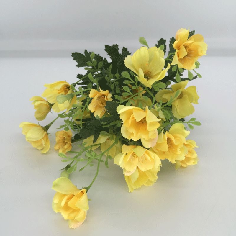 Cross-border exclusive supply of zinnia simulation flowers, dried flowers from Japan and South Korea, mini short-stemmed hand bouquets, fresh silk flowers, vase flowers details Picture