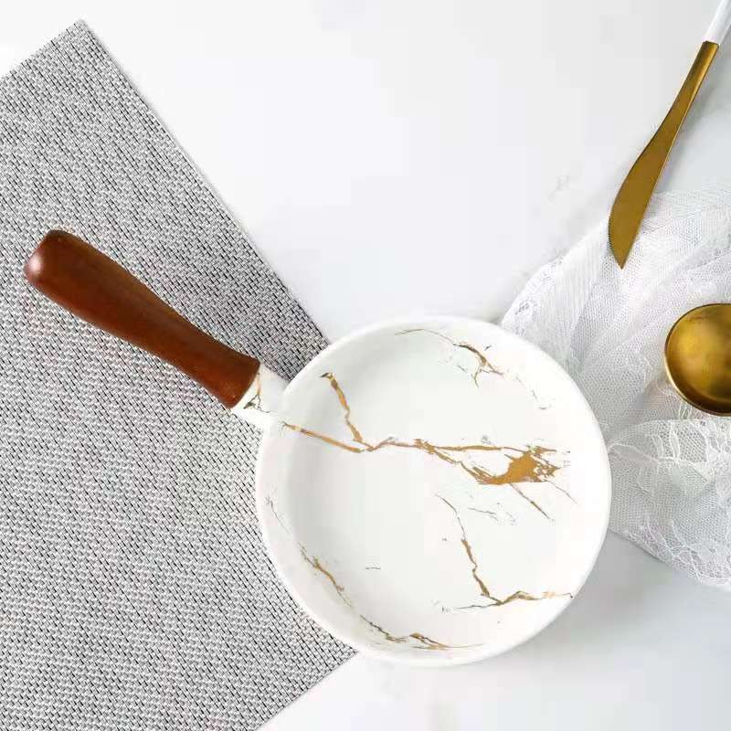 Simple matte gold marble-patterned ceramic dinner plates, European-style pizza plates with bamboo handles, household round plates wholesale detail image 11
