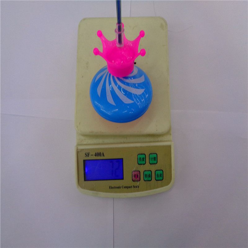 New optical fiber music with crown electric flashing gyroscope drift toy gyroscope, direct sales from the manufacturer at the street stall Application Scenario