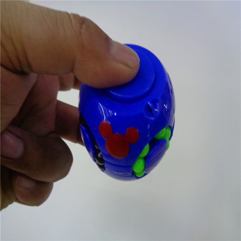 Children's toys, hamburger Rubik's Cube, gyroscope, magic bean, intelligence and stress relief, finger creativity, gyroscope, street stall supply, factory direct sales Application Scenario
