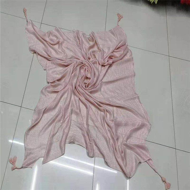 Women's scarves, trendy European and American style shawls, autumn and winter discount promotion season, versatile and casual coats, wholesale 192