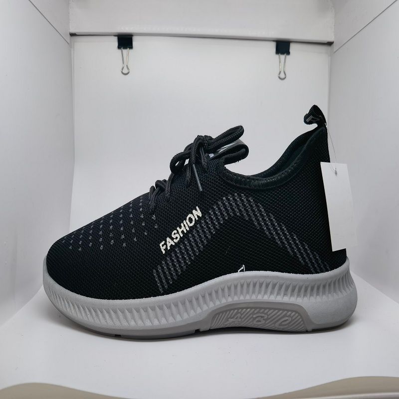 男鞋2021新款透气网面鞋飞织韩版跑步鞋休闲潮鞋百搭夏季潮流鞋男a12
