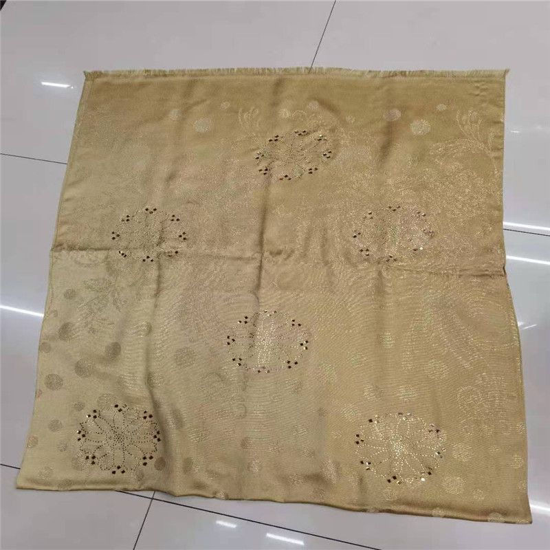 Women's scarves, trendy European and American style shawls, autumn and winter discount promotion season, versatile and casual coat wholesale, 295