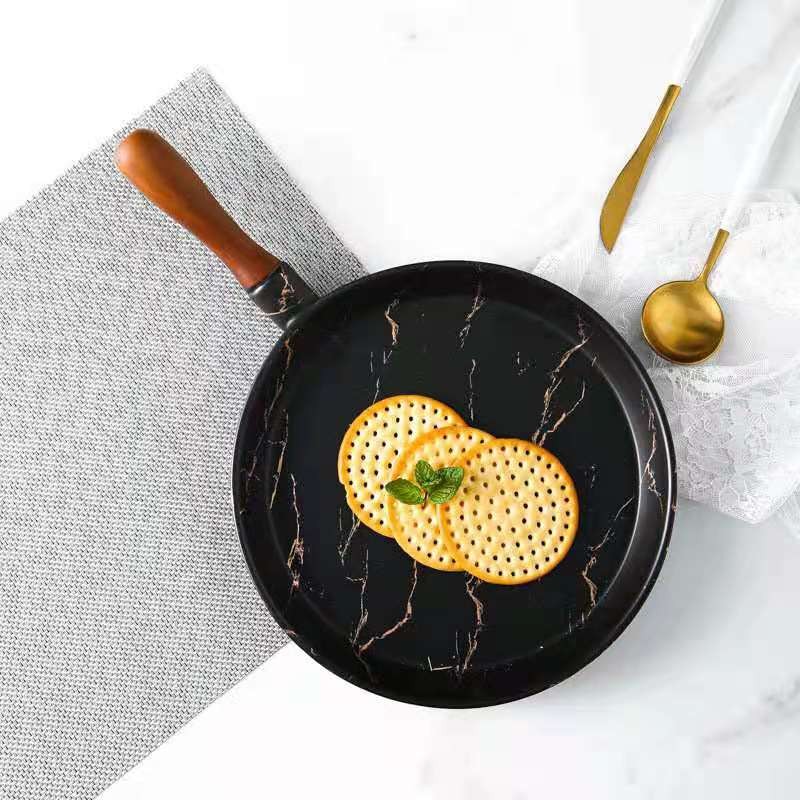 Simple matte gold marble-patterned ceramic dinner plates, European-style pizza plates with bamboo handles, household round plates wholesale detail image 13