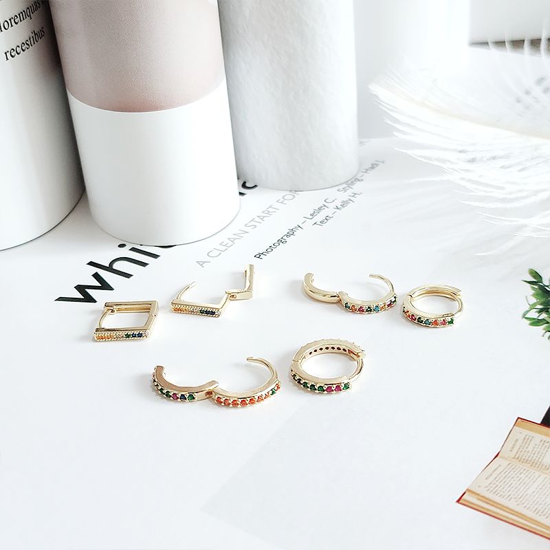 Simple circle ear buckle women's earrings 2021, trendy colorful gemstone design sense, fashionable and elegant stud earrings, cold style ear loops Application Scenario
