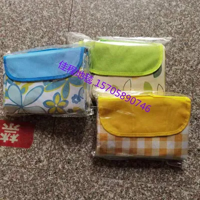 Medium Oxford picnic mat outdoor mat beach mat Oxford cloth 600D bottom PVC waterproof layer outdoor supplies thumbnail