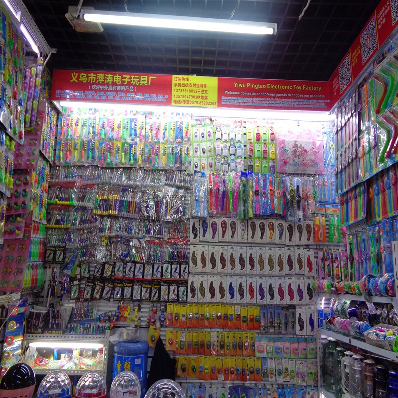 A variety of children's toys, gyroscopic luminescent mini gifts, sports and leisure gyroscopic street stall supplies, factory direct sales detail image 20