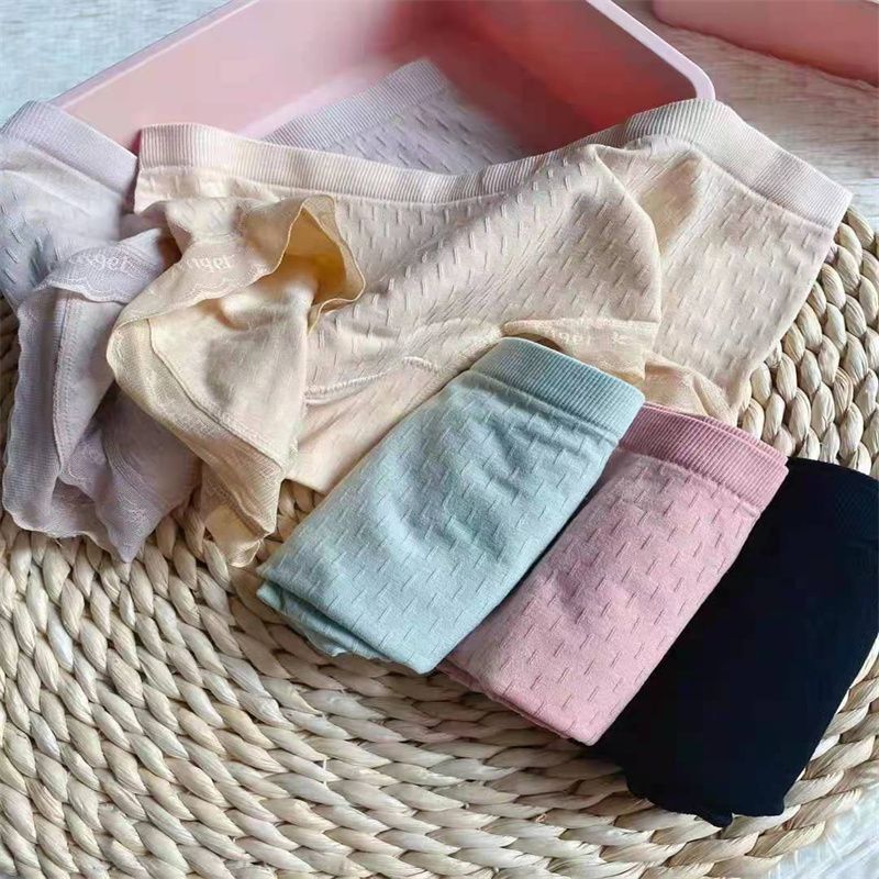 Best-selling nude ammonia seamless women's underwear, seamless, high-elasticity solid color cotton crotch, girlish style triangle pants 205