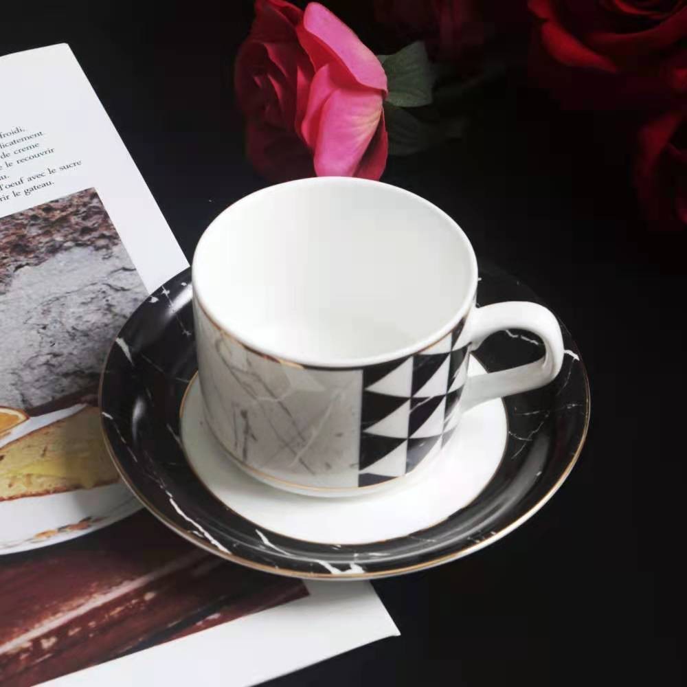 Export gold-plated marble-patterned ceramic plates, Western dining plates, spoons, bowls and tableware sets, coffee cups and plates, geometric pattern tableware detail image 3