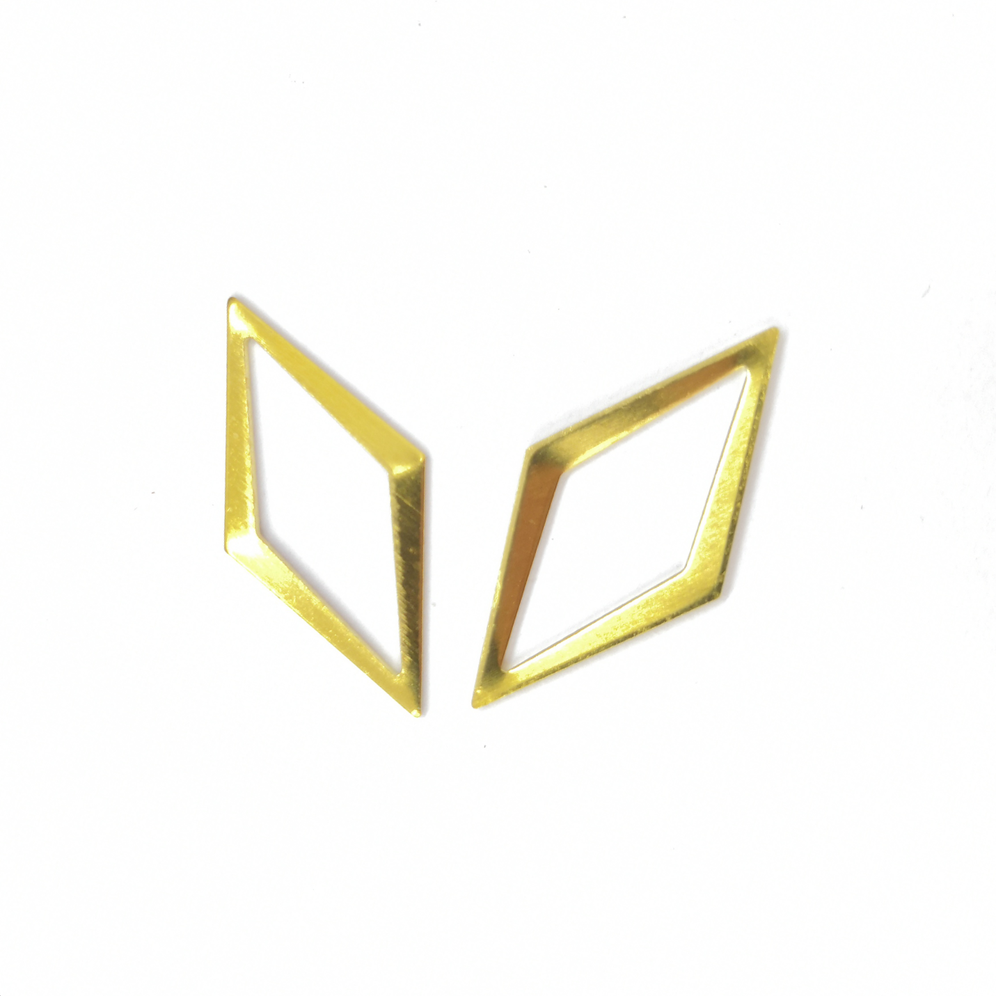 XW05748 Hollow rhomboid plane without holes and lifts