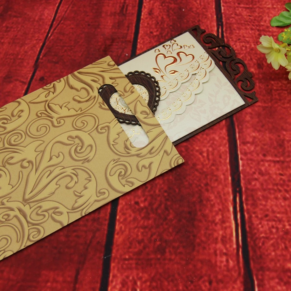 Single heart-shaped acrylic wooden invitation card, heart-shaped small wooden pieces detail image 4