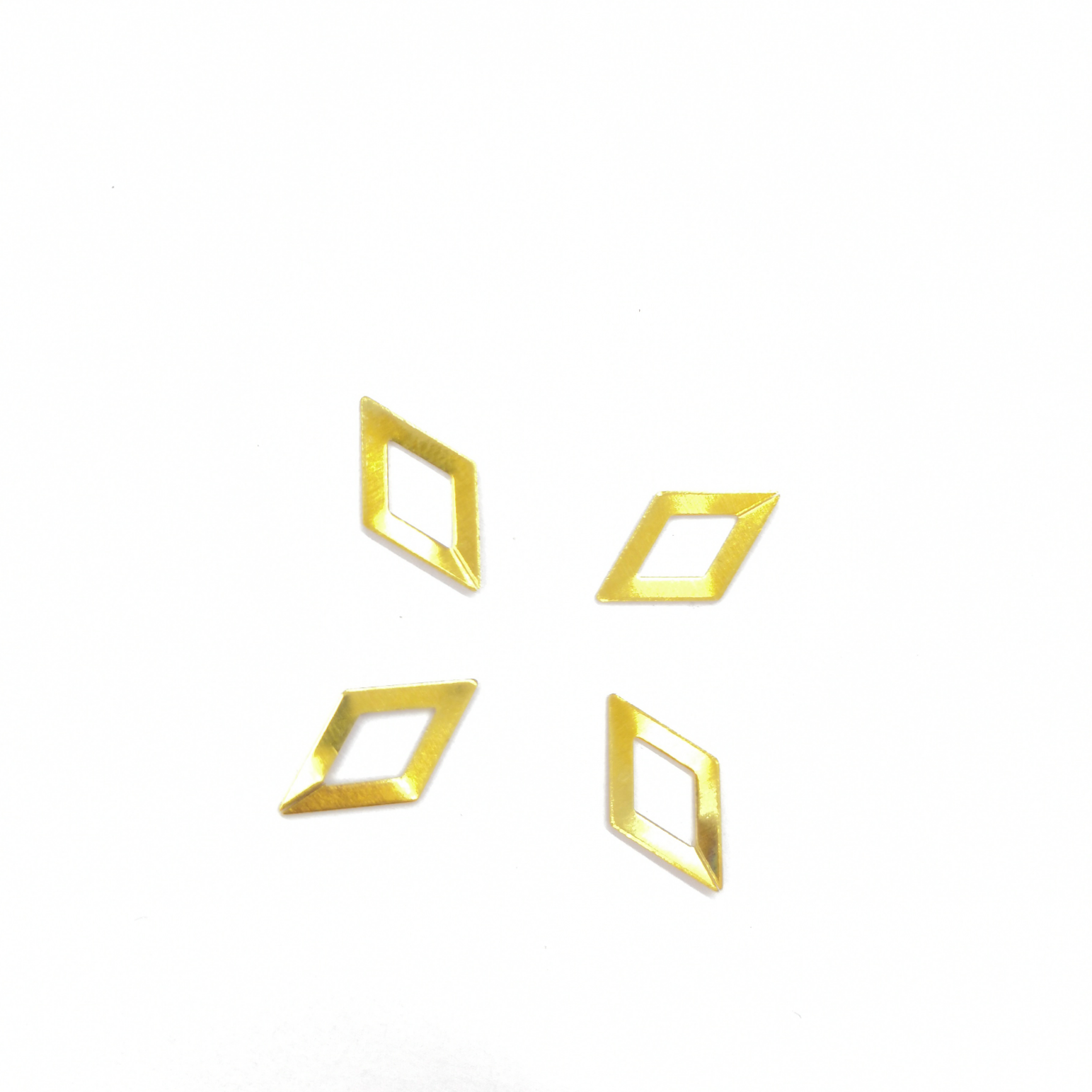 XW06517 Hollow diamond plane without hole cutting