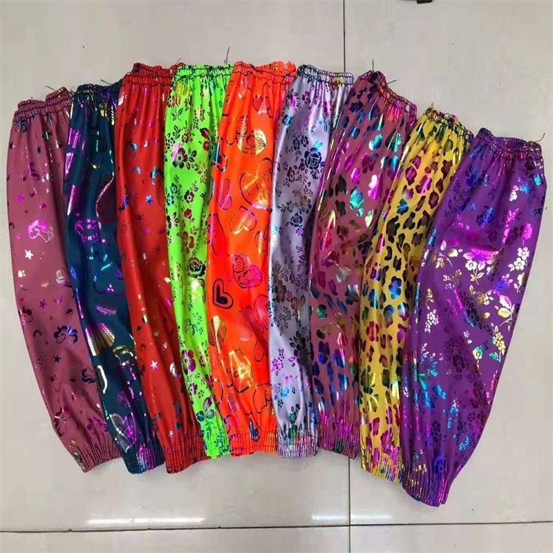 The sleeve covers are waterproof and oil-proof for both men and women in the household kitchen. They are sturdy and durable for cleaning. 17